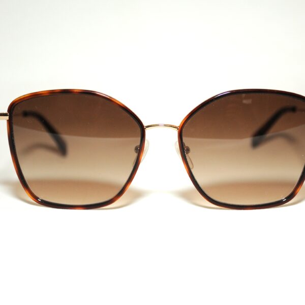 LO685S color712